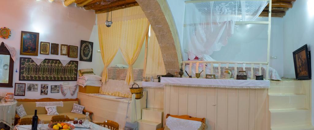 Kamariko Traditional House アファンドウ エクステリア 写真