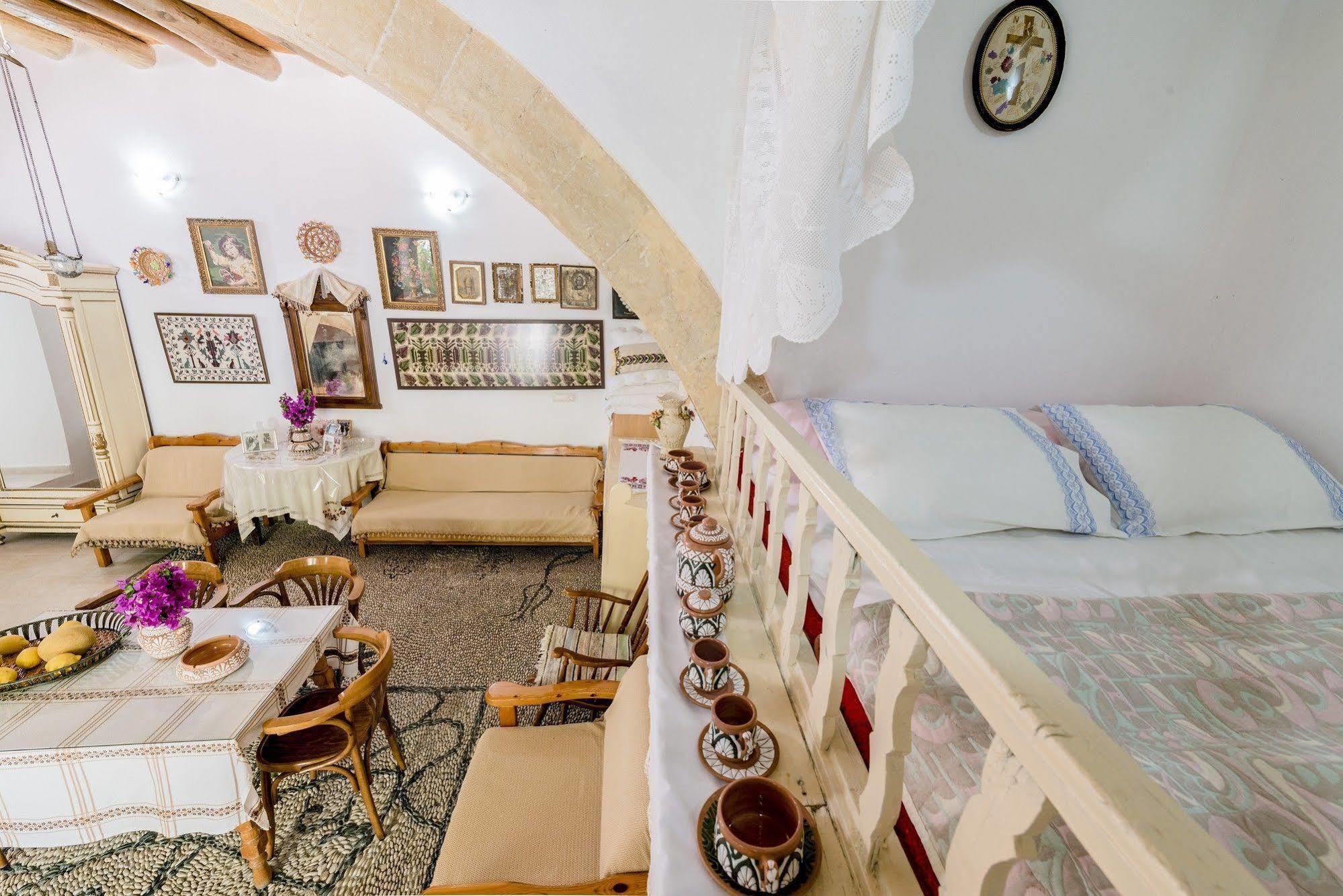 Kamariko Traditional House アファンドウ エクステリア 写真